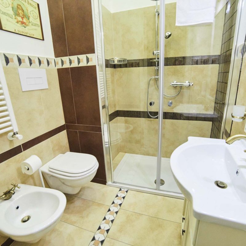 vintage apartment 6