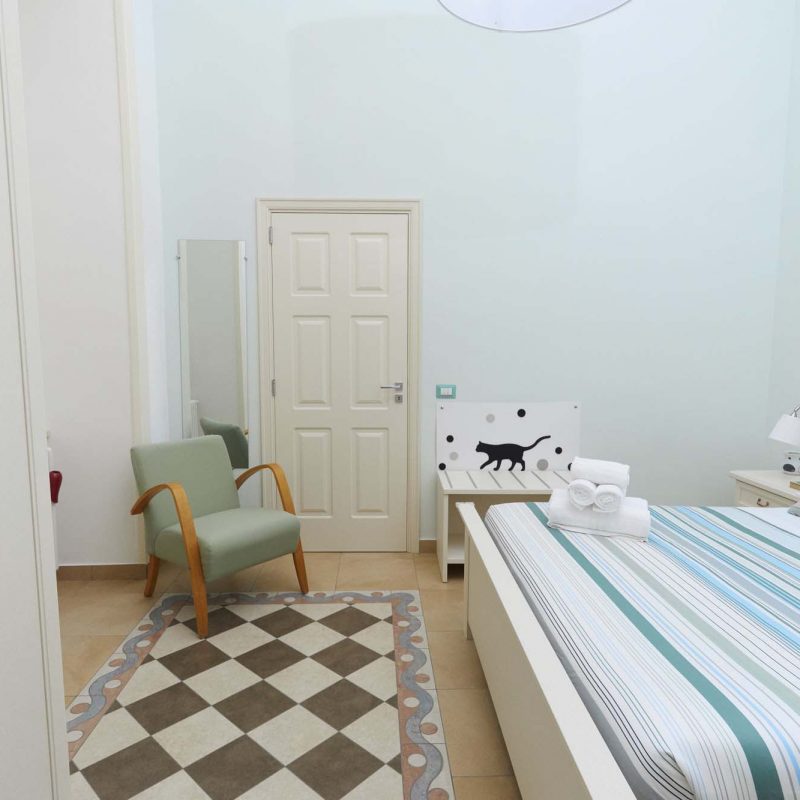 vintage apartment 8